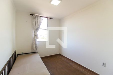 Quarto 1 de apartamento para alugar com 2 quartos, 60m² em Conjunto Residencial José Bonifácio, São Paulo