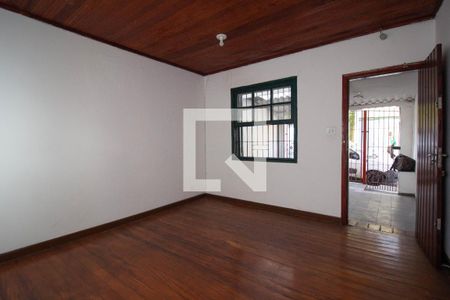 Sala de casa para alugar com 2 quartos, 130m² em Vila Penteado, São Paulo