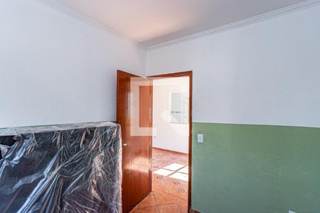 Quarto 2 de casa para alugar com 2 quartos, 50m² em Vila Pereira Barreto, São Paulo