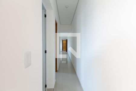 corredor de apartamento para alugar com 2 quartos, 65m² em Cidade Líder, São Paulo