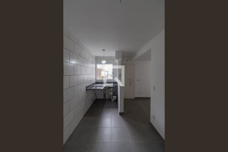 Cozinha  de apartamento para alugar com 2 quartos, 45m² em Jardim Maringá, São Paulo