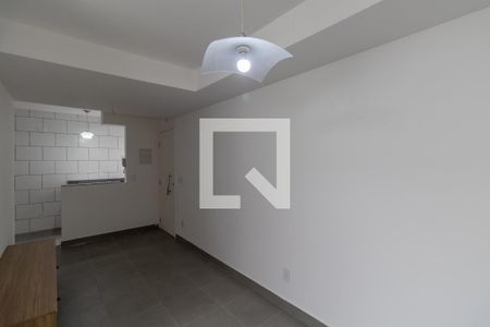 Sala  de apartamento à venda com 2 quartos, 45m² em Jardim Maringá, São Paulo