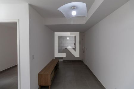 Sala  de apartamento para alugar com 2 quartos, 45m² em Jardim Maringá, São Paulo