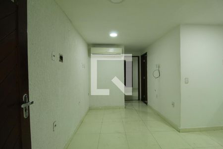 Sala de apartamento para alugar com 2 quartos, 60m² em Anil, Rio de Janeiro