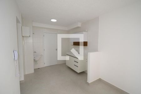 Sala/Cozinha de apartamento para alugar com 2 quartos, 35m² em Socorro, São Paulo