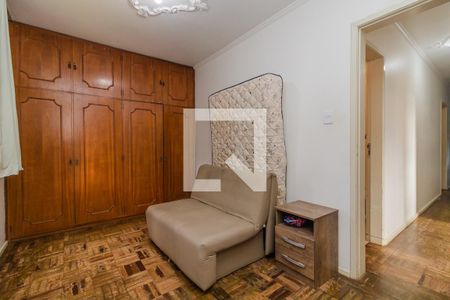 Quarto 2 de apartamento para alugar com 3 quartos, 75m² em Medianeira, Porto Alegre