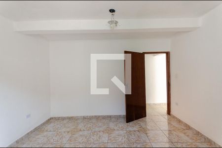 Quarto 1 de casa para alugar com 2 quartos, 100m² em Vila Iório, São Paulo