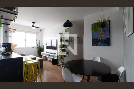 Sala de apartamento para alugar com 2 quartos, 46m² em Cangaíba, São Paulo