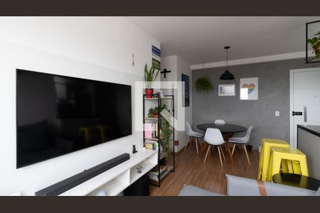 Sala de apartamento para alugar com 2 quartos, 46m² em Cangaíba, São Paulo