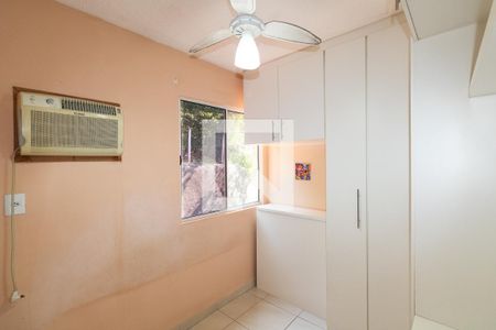 Quarto 1 de casa de condomínio para alugar com 2 quartos, 62m² em Guaratiba, Rio de Janeiro