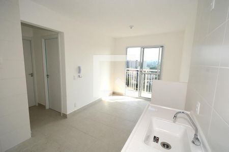 Sala/Cozinha de apartamento para alugar com 2 quartos, 35m² em Socorro, São Paulo