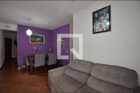 Sala de apartamento à venda com 3 quartos, 77m² em Braz de Pina, Rio de Janeiro