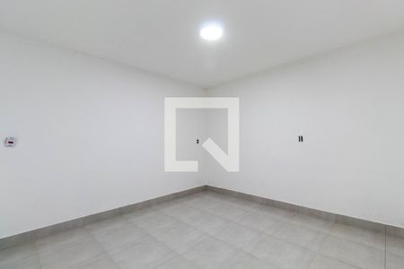 Quarto 1 de casa para alugar com 2 quartos, 66m² em Vila Ré, São Paulo