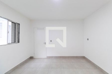 Quarto 1 de casa para alugar com 2 quartos, 66m² em Vila Ré, São Paulo