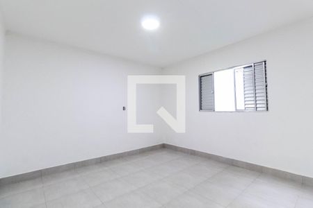 Quarto 1 de casa para alugar com 2 quartos, 66m² em Vila Ré, São Paulo