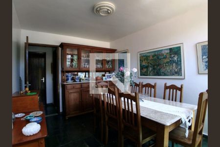 Casa à venda com 4 quartos, 558m² em Vila Progresso, Niterói