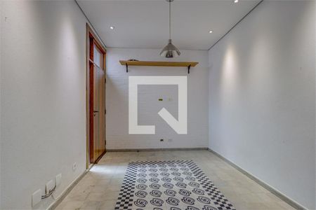 Casa à venda com 3 quartos, 316m² em Jardim dos Estados, São Paulo