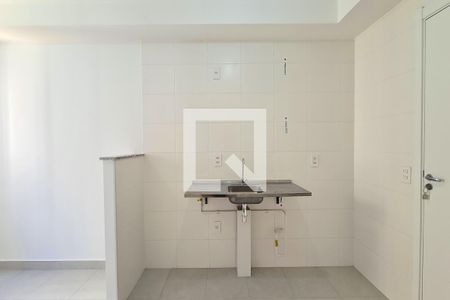 Sala, Cozinha e Área de servico de apartamento para alugar com 1 quarto, 26m² em Vila Ema, São Paulo