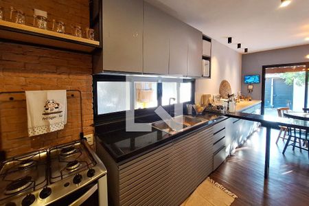 Cozinha de casa para alugar com 4 quartos, 360m² em Piratininga, Niterói