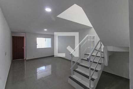 Sala de casa de condomínio à venda com 3 quartos, 180m² em Vargem Grande, Rio de Janeiro