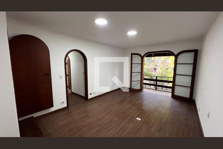 Casa à venda com 929m², 4 quartos e 4 vagas Casa à venda com 929m², 4 quartos e 4 vagasSuite 1