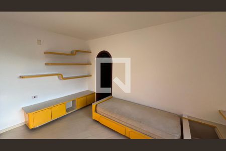 Casa à venda com 929m², 4 quartos e 4 vagas Casa à venda com 929m², 4 quartos e 4 vagasQuarto 1