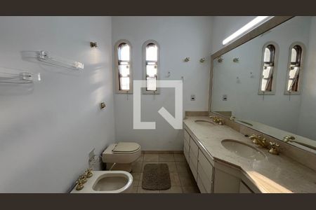 Casa à venda com 929m², 4 quartos e 4 vagas Casa à venda com 929m², 4 quartos e 4 vagasBanheiro 1