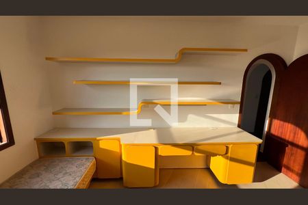 Casa à venda com 929m², 4 quartos e 4 vagas Casa à venda com 929m², 4 quartos e 4 vagasQuarto 1