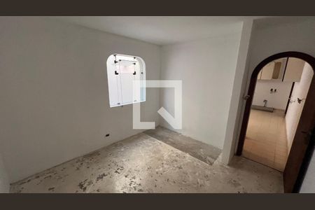 Casa à venda com 929m², 4 quartos e 4 vagas Casa à venda com 929m², 4 quartos e 4 vagasQuarto de Serviço