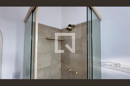 Casa à venda com 929m², 4 quartos e 4 vagas Casa à venda com 929m², 4 quartos e 4 vagasBanheiro 1