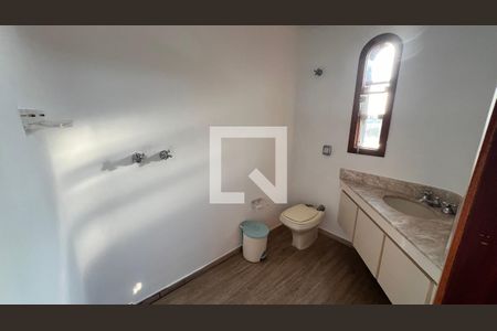 Casa à venda com 929m², 4 quartos e 4 vagas Casa à venda com 929m², 4 quartos e 4 vagasBanheiro da sala 2