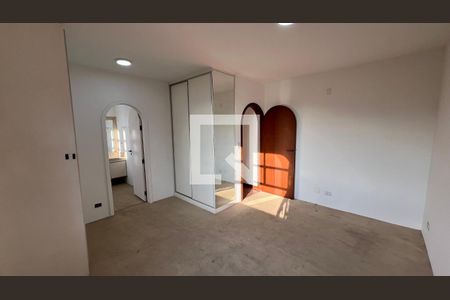 Casa à venda com 929m², 4 quartos e 4 vagas Casa à venda com 929m², 4 quartos e 4 vagasSuite 2