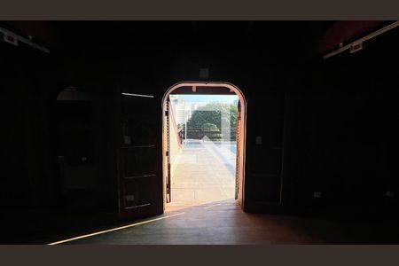 Casa à venda com 929m², 4 quartos e 4 vagas Casa à venda com 929m², 4 quartos e 4 vagasTerraço