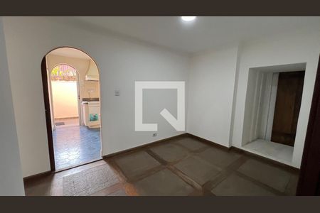 Casa à venda com 929m², 4 quartos e 4 vagas Casa à venda com 929m², 4 quartos e 4 vagasCopa