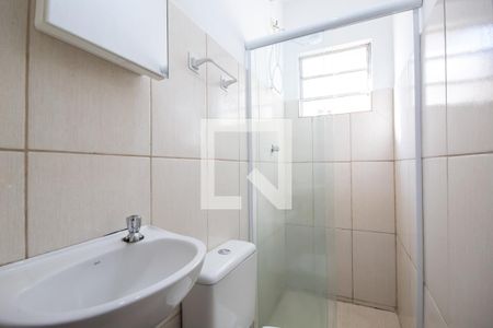 Banheiro de kitnet/studio para alugar com 1 quarto, 19m² em Vila Yara, Osasco