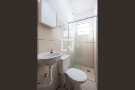 Banheiro de kitnet/studio para alugar com 1 quarto, 19m² em Vila Yara, Osasco