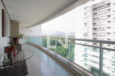 Varanda de apartamento à venda com 2 quartos, 110m² em Barra da Tijuca, Rio de Janeiro