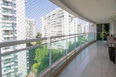 Varanda de apartamento à venda com 2 quartos, 110m² em Barra da Tijuca, Rio de Janeiro