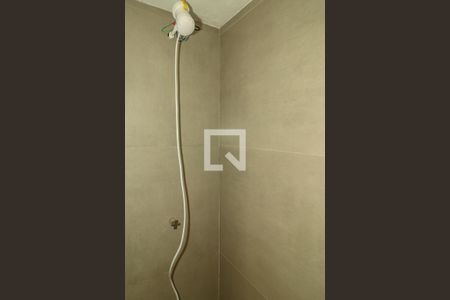 Banheiro de apartamento para alugar com 1 quarto, 41m² em Jardim Carvalho, Porto Alegre