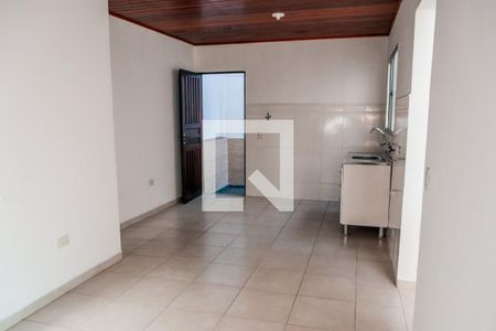 Sala/Cozinha de casa para alugar com 1 quarto, 50m² em Centro, Embu das Artes