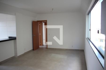 Sala de apartamento à venda com 3 quartos, 92m² em Coração Eucarístico, Belo Horizonte