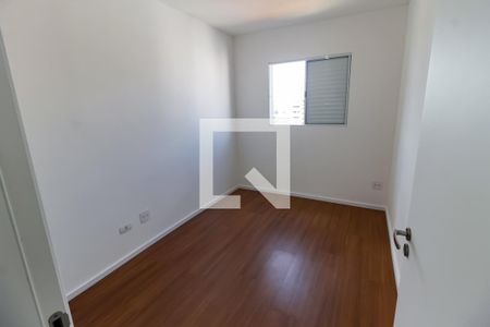 Quarto 1 de apartamento para alugar com 2 quartos, 57m² em Parque Assunção, Taboão da Serra