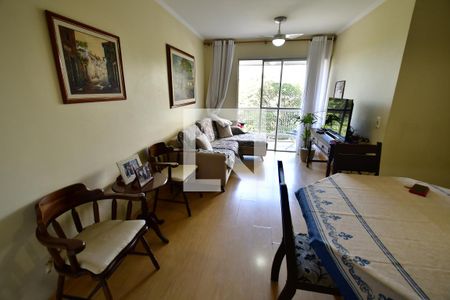 Sala de apartamento à venda com 3 quartos, 77m² em Jardim Flamboyant, Campinas