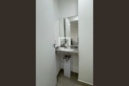 Lavabo de apartamento à venda com 2 quartos, 75m² em Tamboré, Barueri