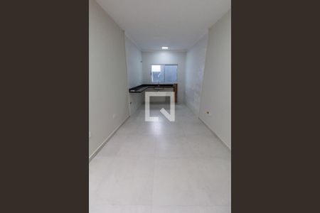 Sala e Cozinha de casa para alugar com 1 quarto, 39m² em Vila Nhocune, São Paulo