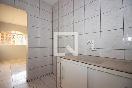 Cozinha de kitnet/studio para alugar com 1 quarto, 40m² em Taguatinga , Brasília