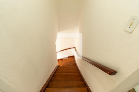 Escadas de casa à venda com 4 quartos, 155m² em Vila Mariana, São Paulo