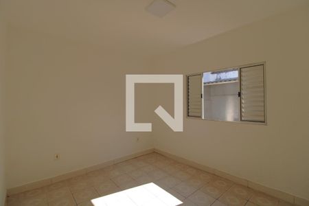 Quarto 2 de casa para alugar com 3 quartos, 150m² em Vila Arriete, São Paulo