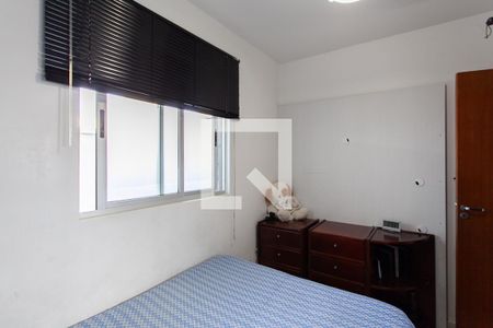 Quarto 1 de apartamento à venda com 2 quartos, 100m² em Itapoã, Belo Horizonte