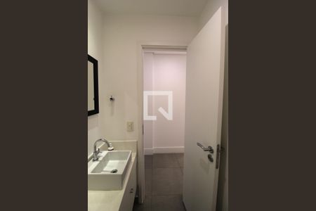 Lavabo de apartamento para alugar com 1 quarto, 61m² em Itaim Bibi, São Paulo